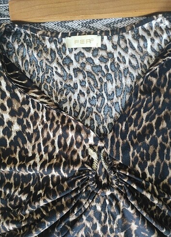 l Beden Leopar desenli elbise