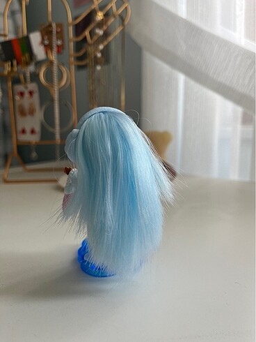 Beden Renk Barbie Extra Mini Esmer Mavi bebek