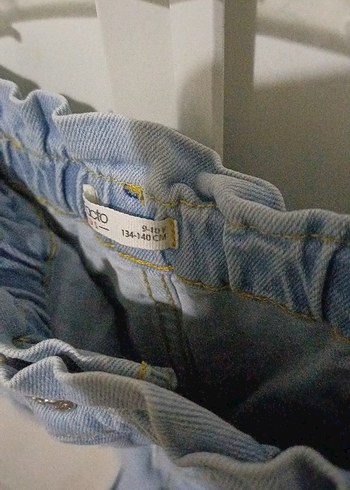 Beldeli Mavi Kız Kot Şort - Görsel 4