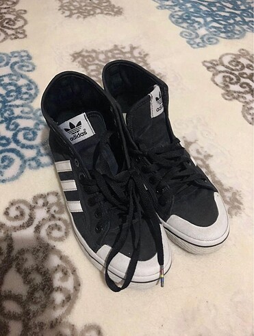 Adidas Spor Ayakkabı