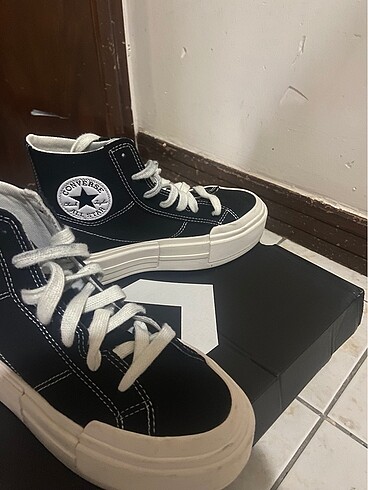 38 Beden siyah converse ayakkabı