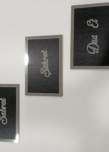 Siyah Parlak Erkek Kartlık - Minimalist Goth - Görsel 4