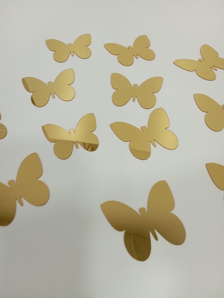 Altın Rengi Kelebek Tırnak Süsleri - Görsel 4