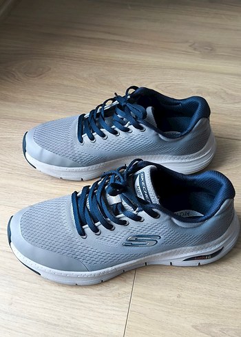 Skechers 41