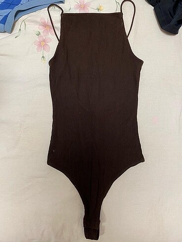 h&m sırt dekolteli bodysuit