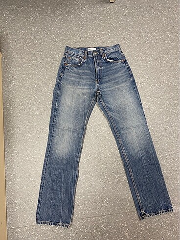 zara straight jean
