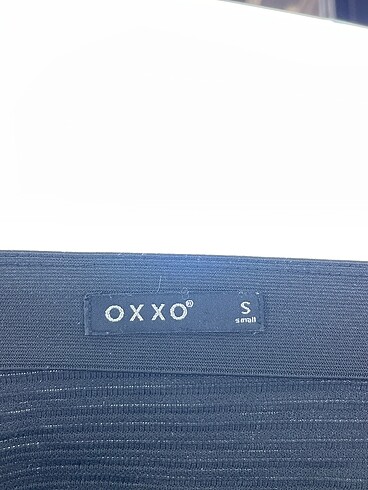 s Beden siyah Renk oxxo Mini Etek %70 İndirimli.