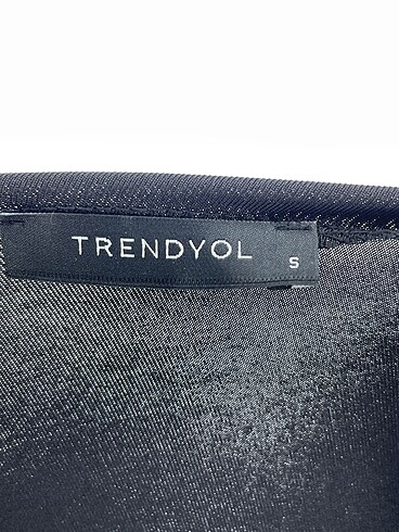 s Beden siyah Renk Trendyol & Milla Bluz %70 İndirimli.