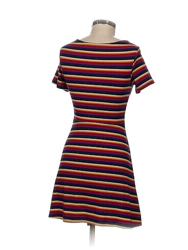 38 Beden Topshop Kısa Elbise %70 İndirimli.
