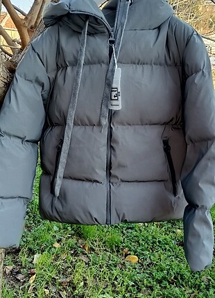Hologram şişme mont