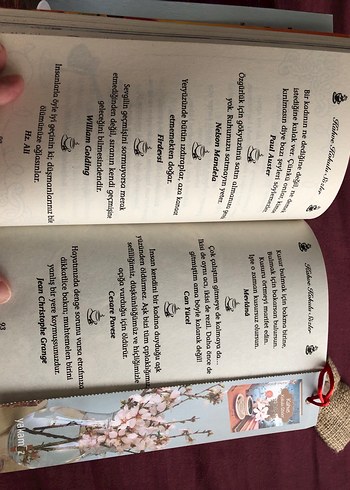 Kahve Kokulu Sözler - Yakamoz Kitap