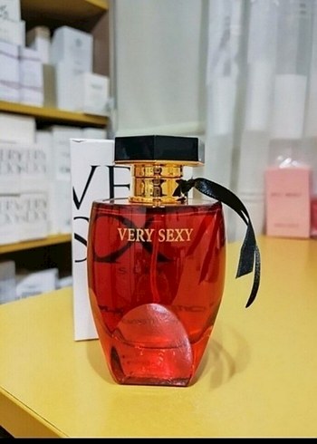 Victoria's Secret Very Sexy Kadın Parfümü