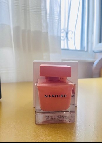 Narciso Rodriguez Narciso Rodriguez Ambree Kadın Parfümü 90 ml Tester