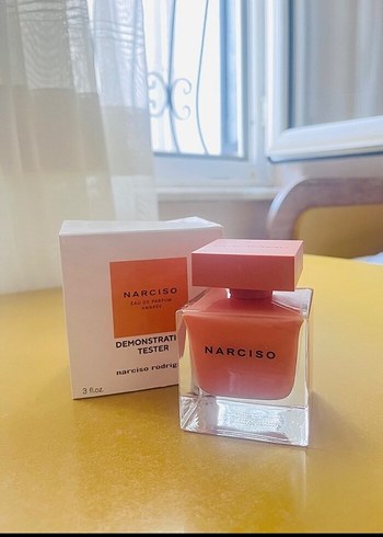  Beden Narciso Rodriguez Ambree Kadın Parfümü 90 ml Tester