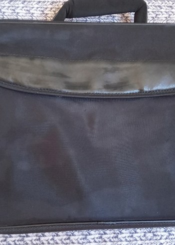 Gri Fermuarlı Laptop Çantası