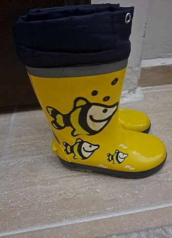 Bebek yağmur cizmesi