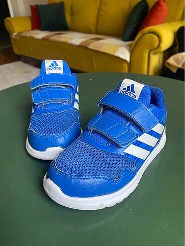 Adidas AltaRun