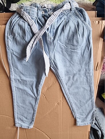 ZARA ince kot pantalon 4-5 yaş