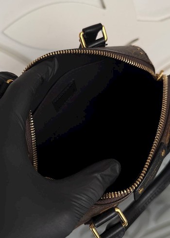  Beden kahverengi Renk Louis Vuitton Zincir Detaylı Kahverengi Deri Çanta