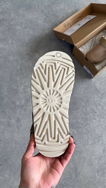 38 Beden camel Renk UGG 36-40 Arası Numaralar