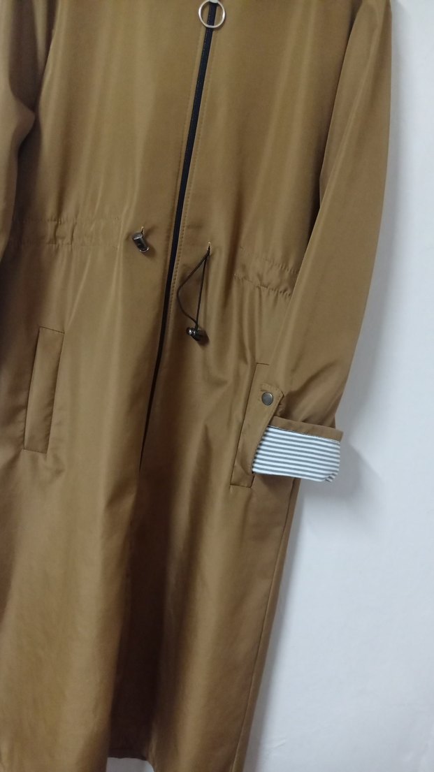 Kadın Bej Uzun Boy Yağmurluk - Görsel 2