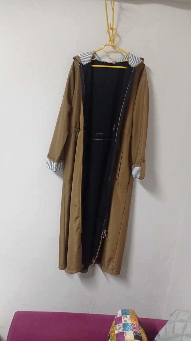 Kadın Bej Uzun Boy Yağmurluk - Görsel 3