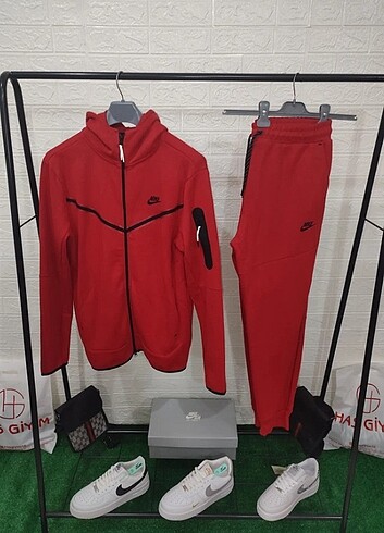 Nike tech fleece takım 