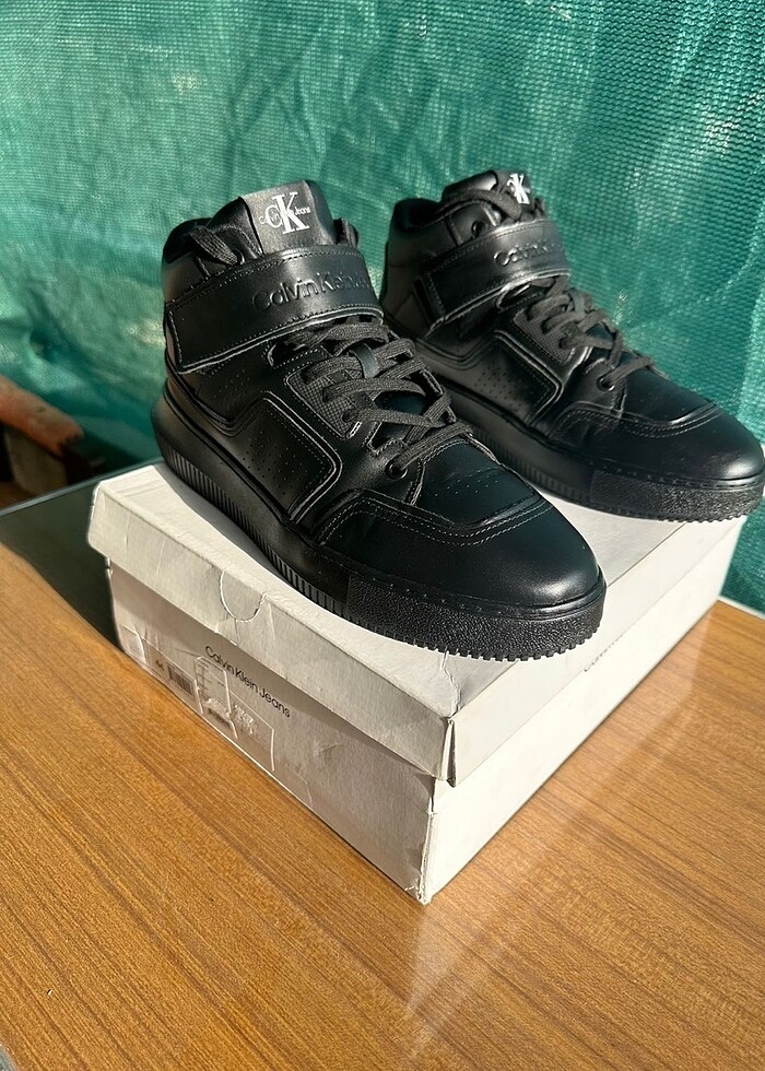 Calvin klein spor bot - Görsel 2