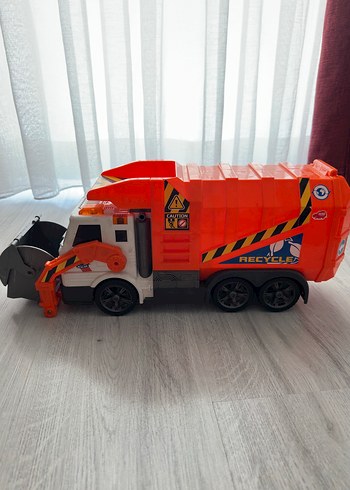 Beden Çöp kamyonu