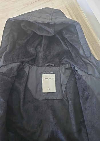 Siyah Kapüşonlu Erkek Günlük Mont - Görsel 7