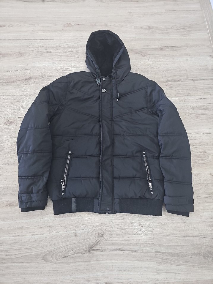 Siyah Kapüşonlu Erkek Günlük Mont - Görsel 2