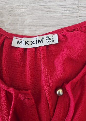 Kırmızı V Yaka Düğmeli Uzun Tunik - Görsel 8