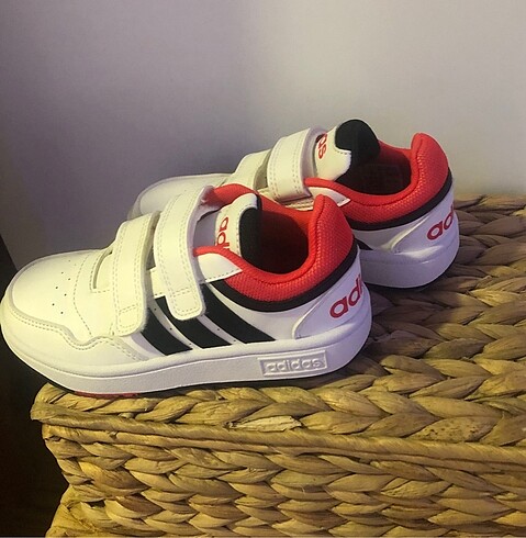 Adidas Adidas çocuk ayakkabısı