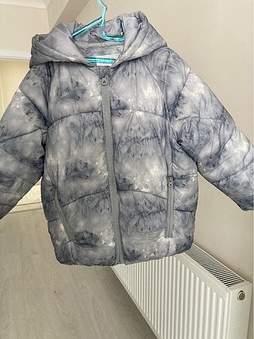 Zara mont