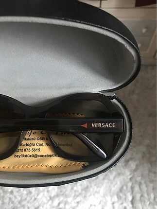 Versace orijinal kodlu mühürlü güneş gözlüğü.