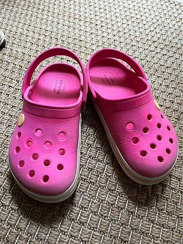 Crocs terlik