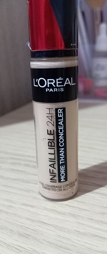  Beden Loreal Paris kapatıcı
