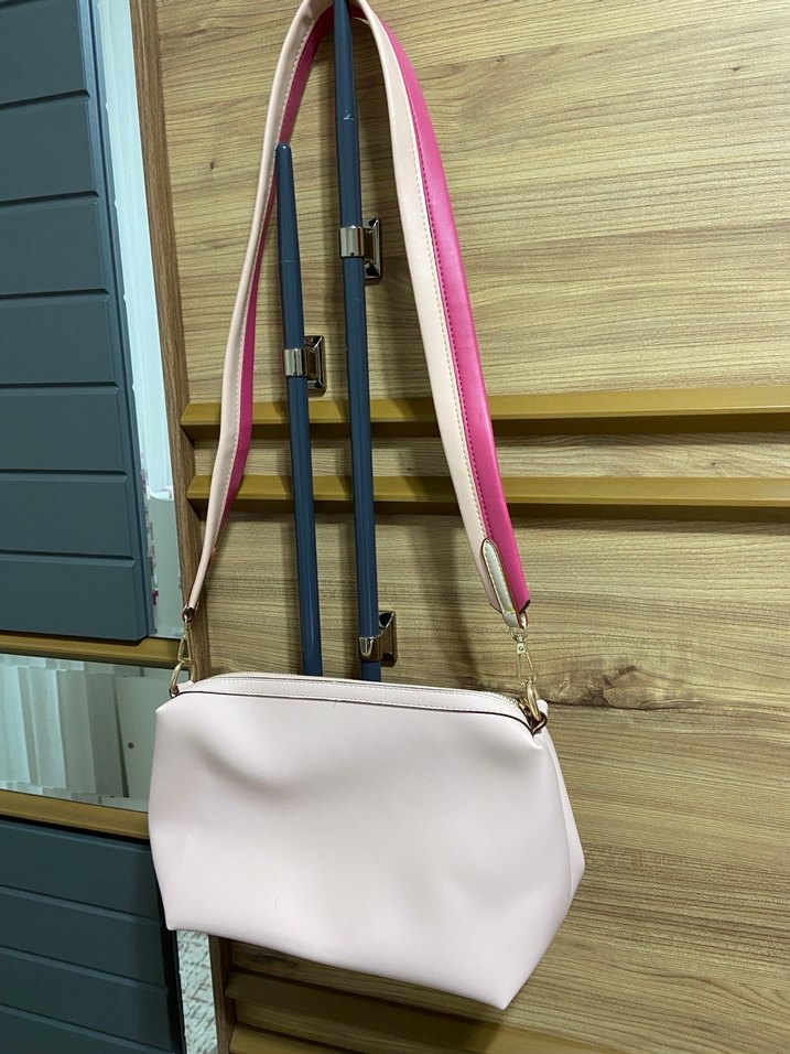 Pembe Deri Kadın Omuz Çantası - Görsel 2