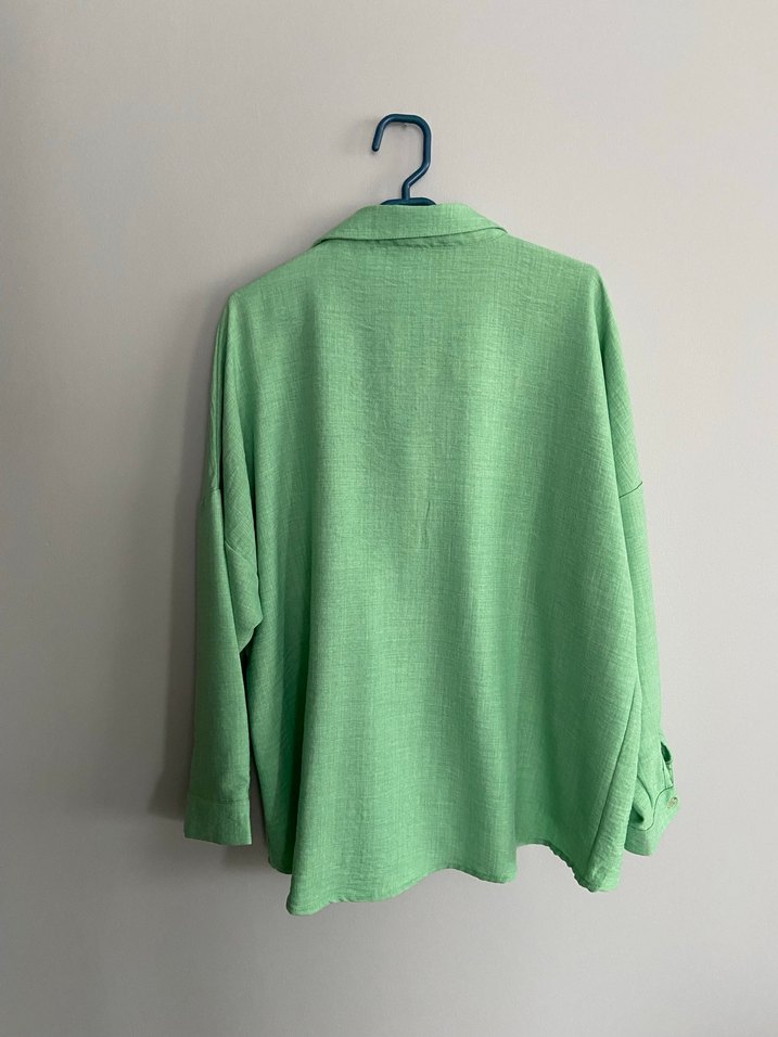 Yeşil Nakışlı Kadın Gömlek - Görsel 3