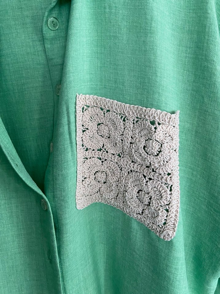 Yeşil Nakışlı Kadın Gömlek - Görsel 4