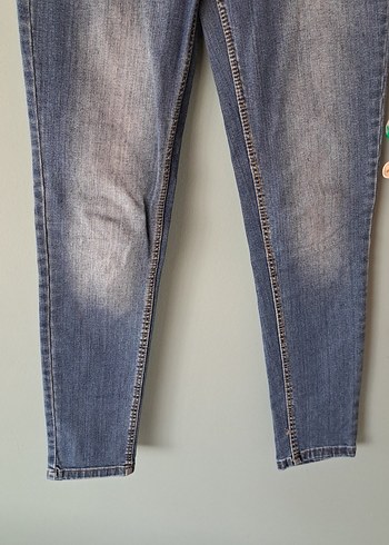 28 Beden Kadın Gri Mavi Fit Denim Jean