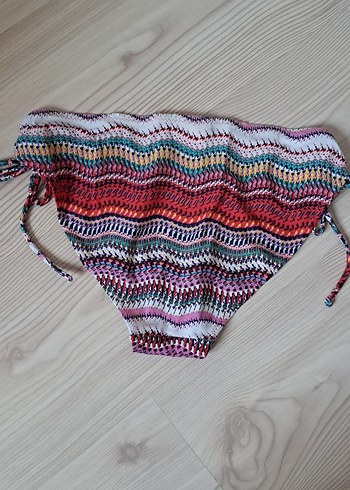 LC Waikiki Renkli Bohem Tarzı Bağcıklı Bikini Altı