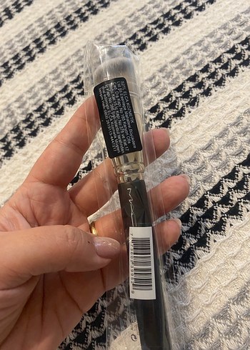 Mac makyaj fırçası - Görsel 2