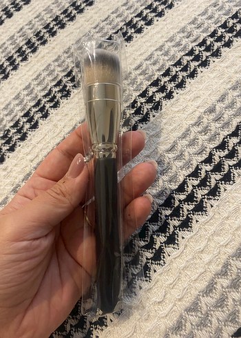 Mac makyaj fırçası - Görsel 5