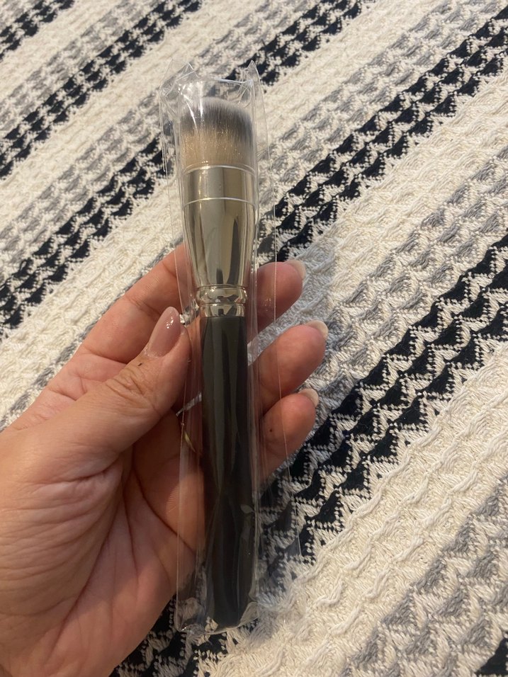 Mac makyaj fırçası - Görsel 5