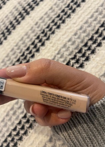 Maybelline FIT me Kapatıcı - Açık Bej - Görsel 4