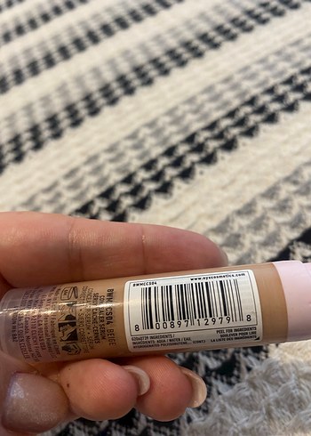 NYX Kapatıcı Serum 04 Beige - Görsel 4