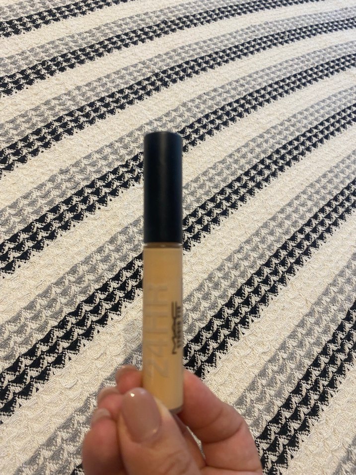 Bej 24HR Stüdyo Sabitleyici Kapatıcı - Görsel 4