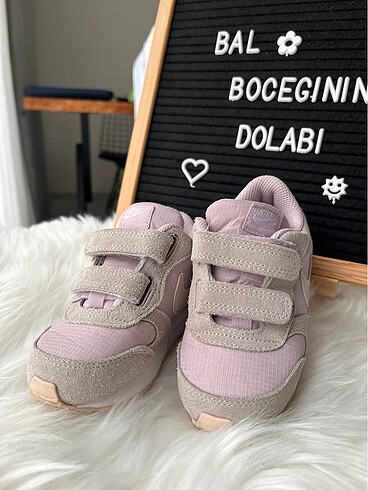 Nike spor ayakkabı