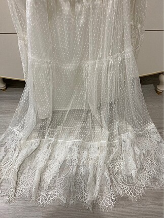 40 Beden beyaz Renk Beyaz Dantel detaylı Tül elbise